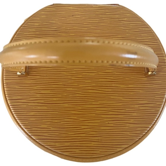 Louis Vuitton cannes - Picture 4 of 11